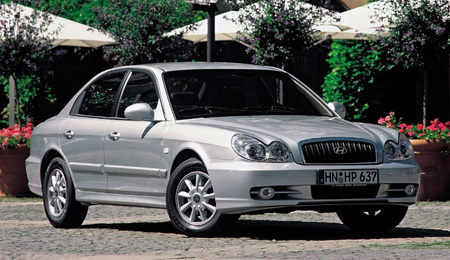 Owiewki przód HYUNDAI SONATA        III    EF 4d  1998-2005r.