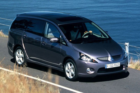 Owiewki przód+tył MITSUBISHI GRANDIS 5d  2004r.→ combi (+OT)