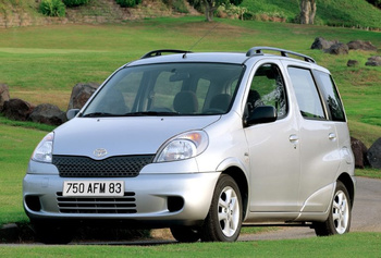 Owiewki przód+tył TOYOTA YARIS   VERSO   5d  10/1999r.→ (+OT)